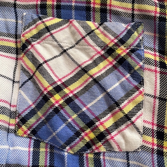 Gap Flannel- size small - Picture 5 of 6